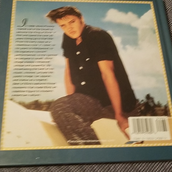 Best of Elvis book - Picture 2 of 3